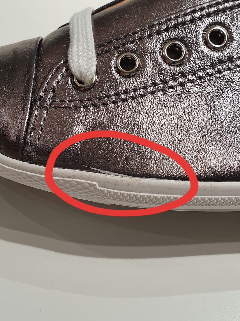 福利品-正韩制 真皮百搭休闲便鞋(左脚瑕疵)